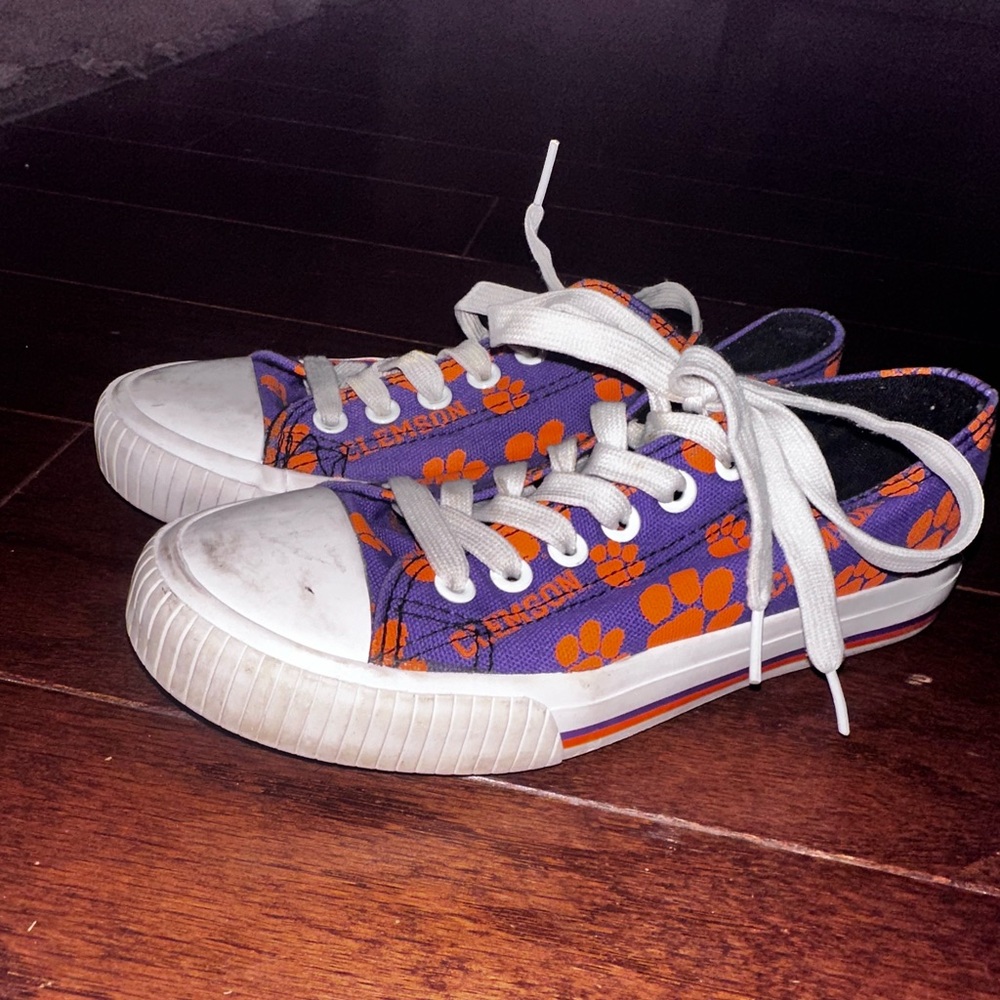 Boys  Clemson Tigers Orange & White Sneakers w/ Paw Print Size 6 Youth